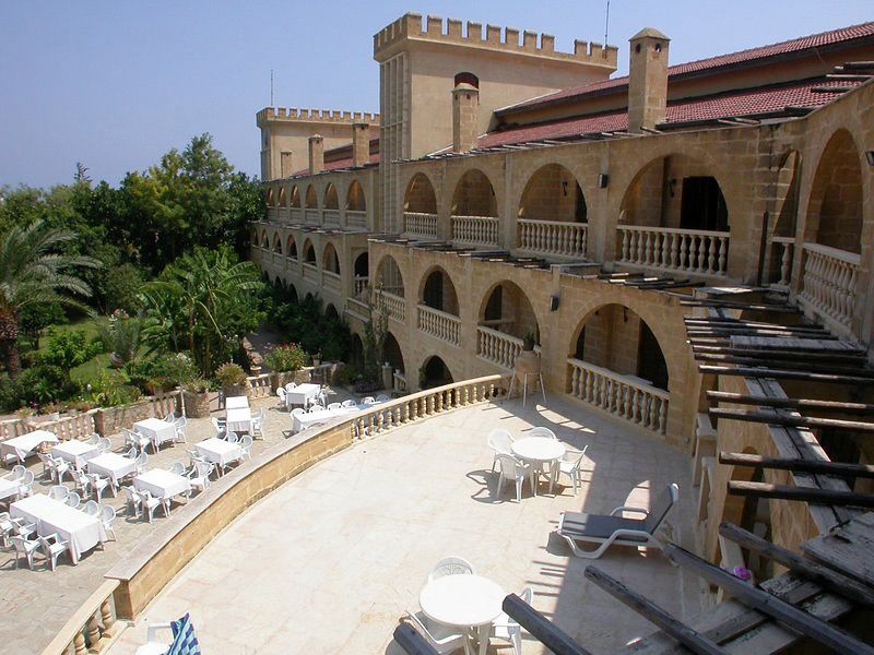 Le Chateau Lambousa Kyrenia  Ngoại thất bức ảnh